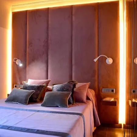 On Suites Sevilla Apartments Designed For Adults Extérieur photo